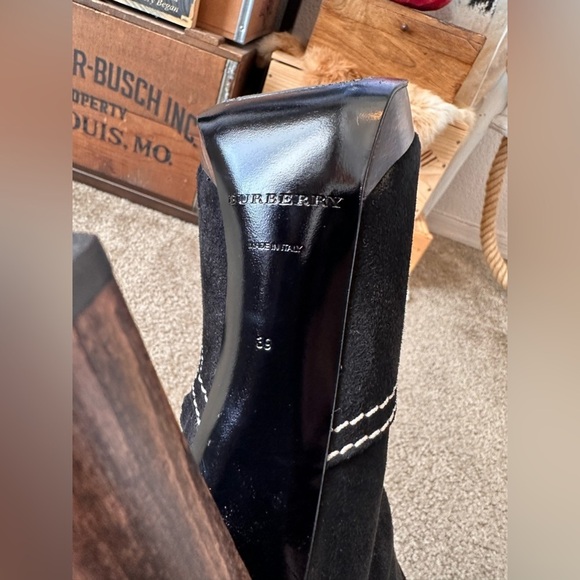 Burberry Black with white stitching suede knee high boots with wood heel size 39 - Picture 5 of 13
